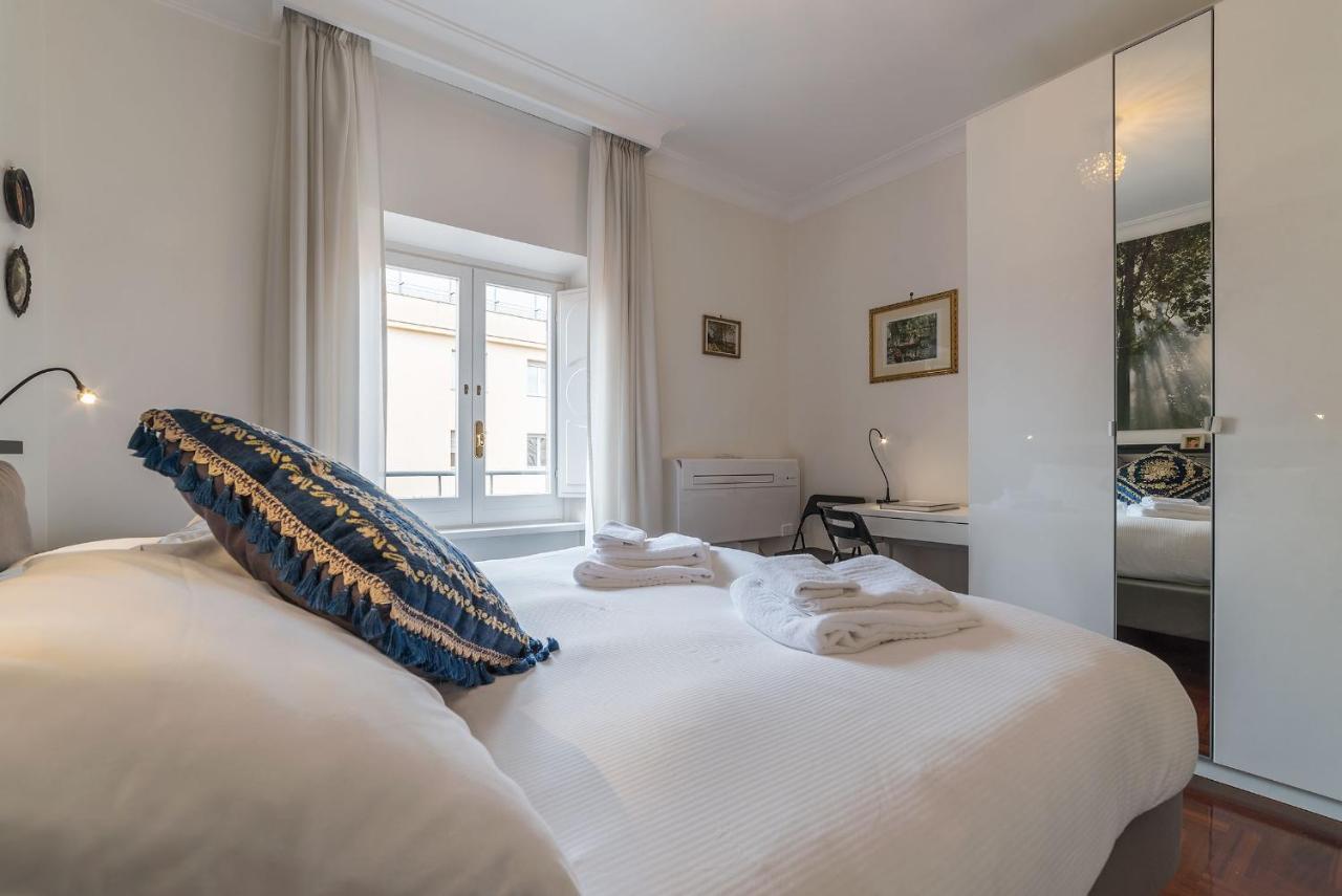 Appartement Quiet And Classic On Two Floors, By Trevi Fountain - Fromhometorome